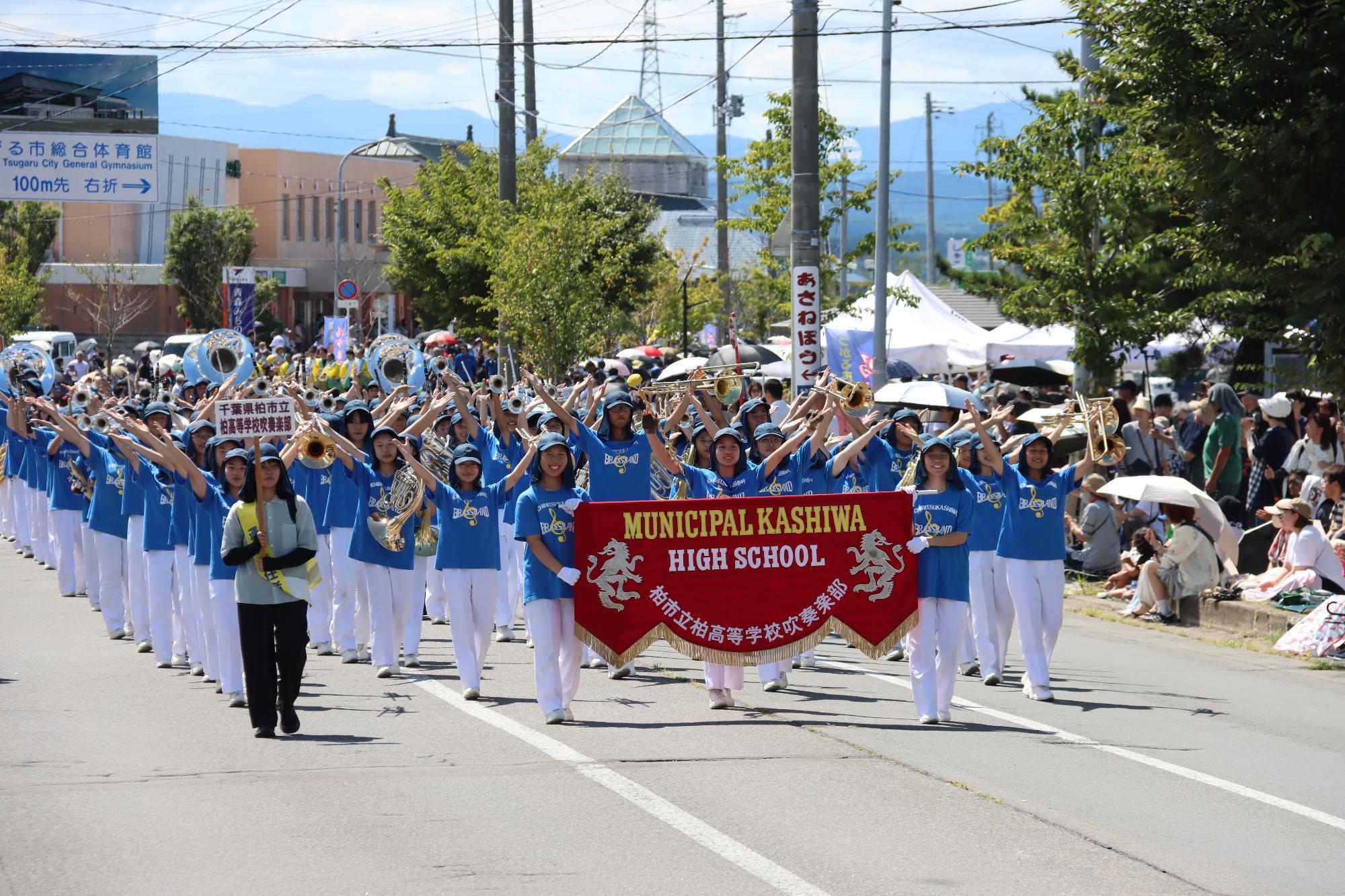 馬市まつりパレードにて素晴らしいパフォーマンスを披露
