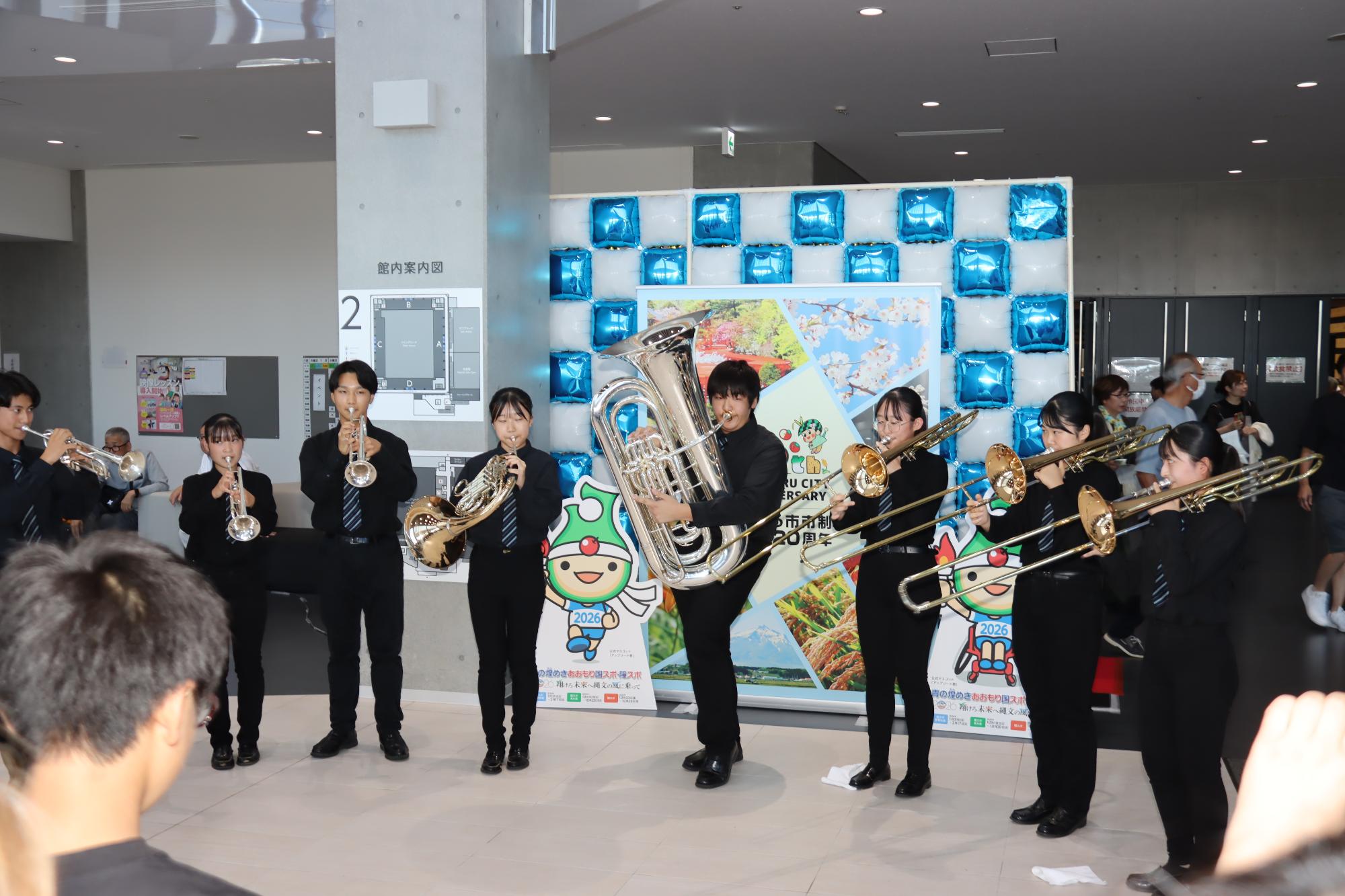 ロビーでの出迎え演奏