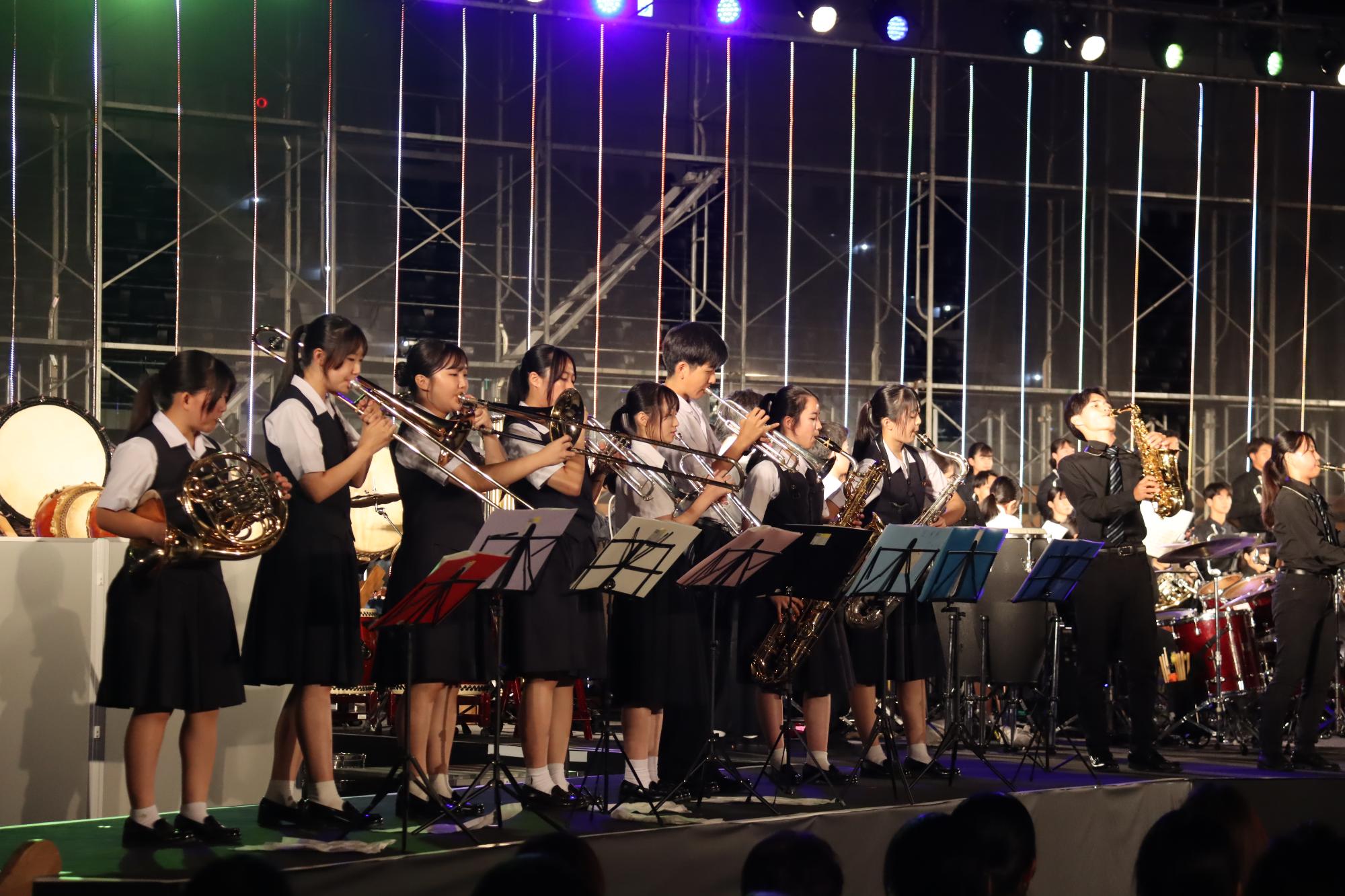 木造高校吹奏楽とのコラボ演奏