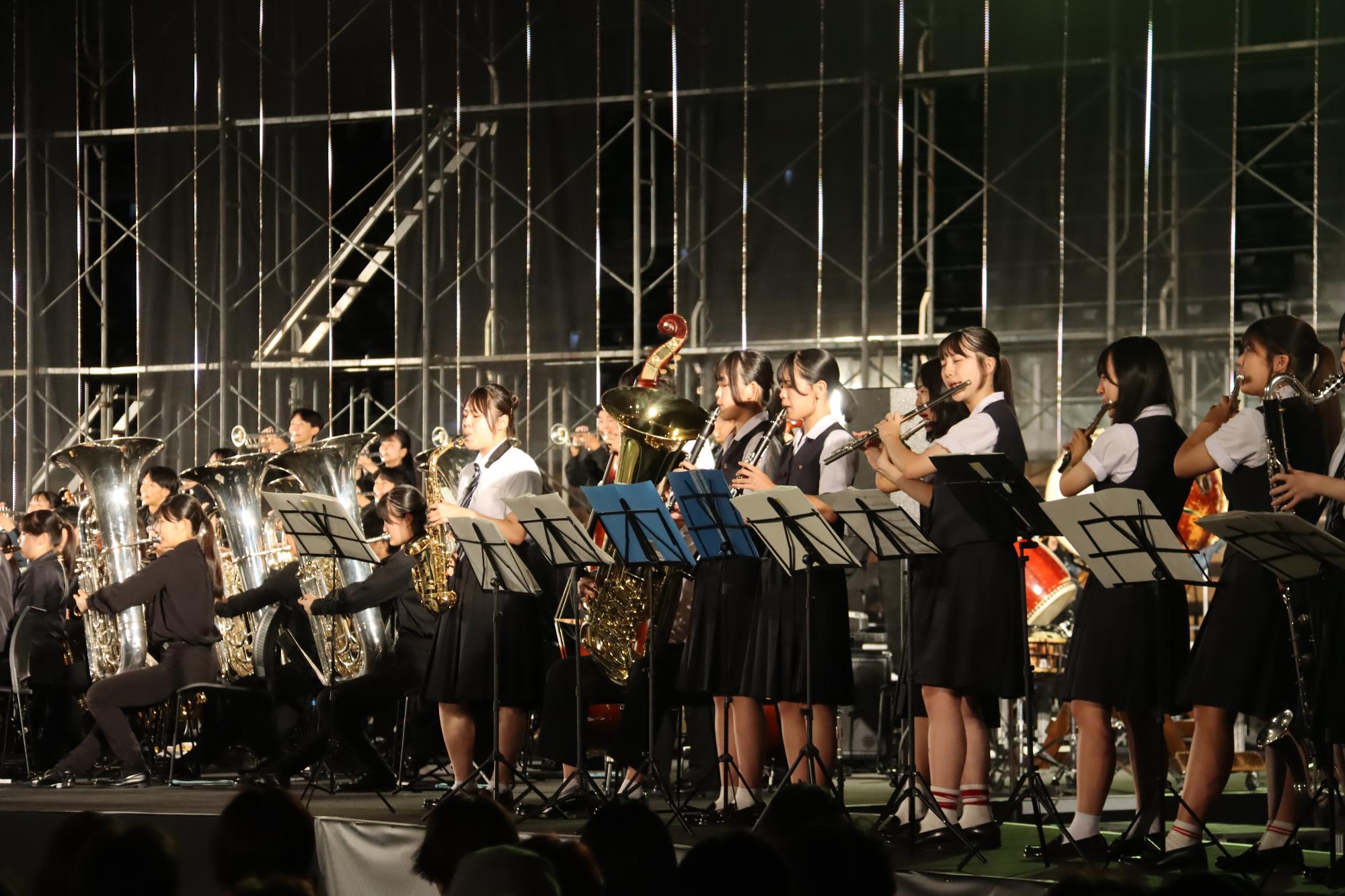 木造高校吹奏楽とのコラボ演奏